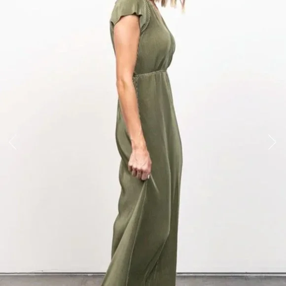 NWT Small Baltic Born Athena Pleated Maxi Dress - Sage Green - Small - Picture 5 of 5